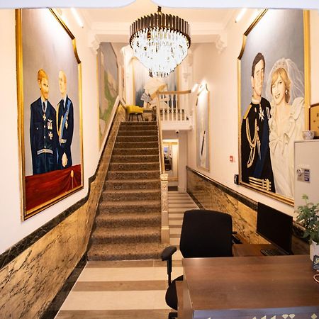 Oxford Street 1 Bedroom Shopping Retreat! 3Gc ลอนดอน ภายนอก รูปภาพ