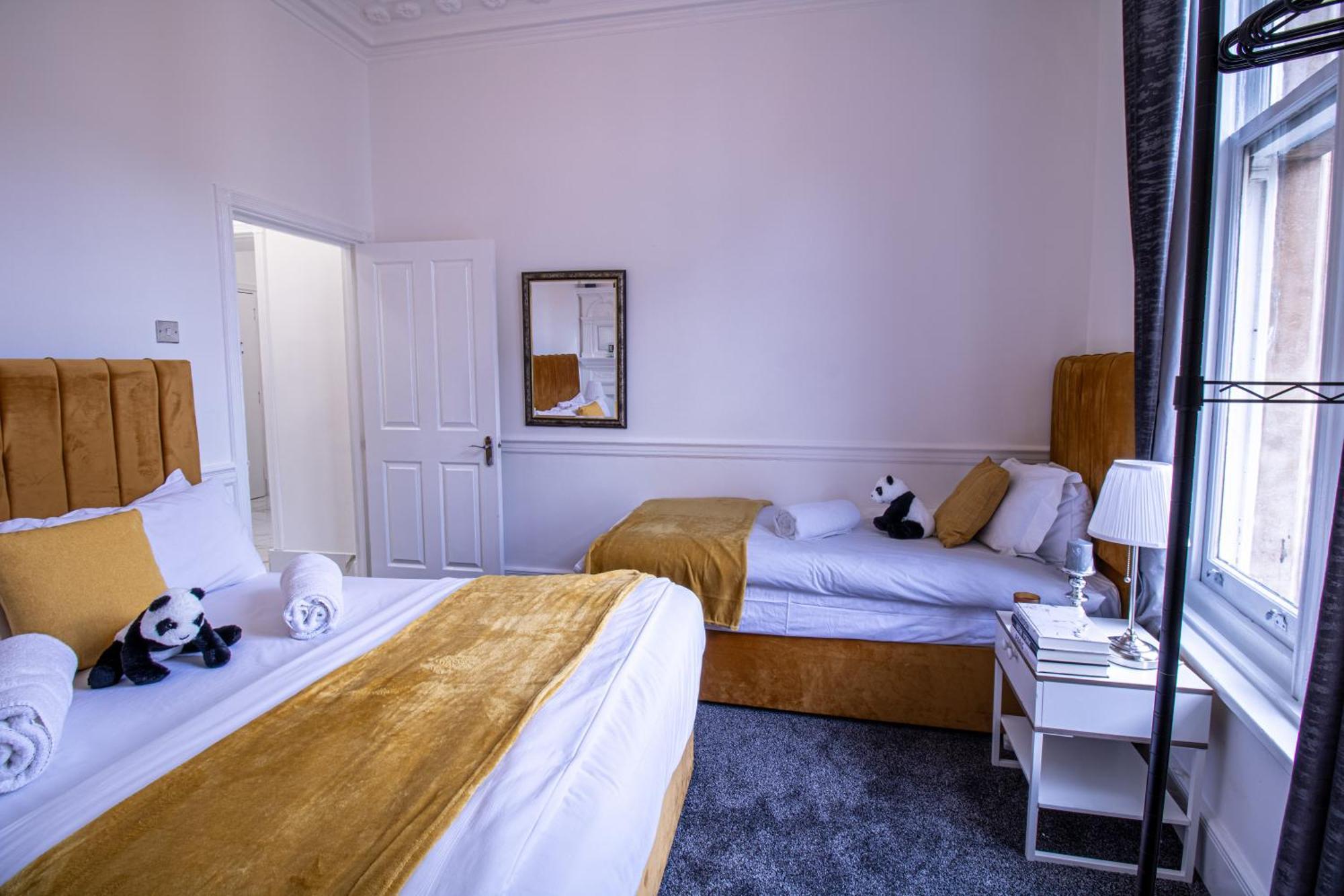 Oxford Street 1 Bedroom Shopping Retreat! 3Gc ลอนดอน ภายนอก รูปภาพ