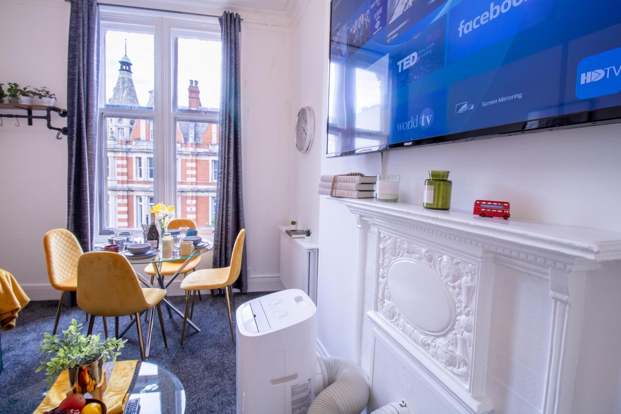 Oxford Street 1 Bedroom Shopping Retreat! 3Gc ลอนดอน ภายนอก รูปภาพ