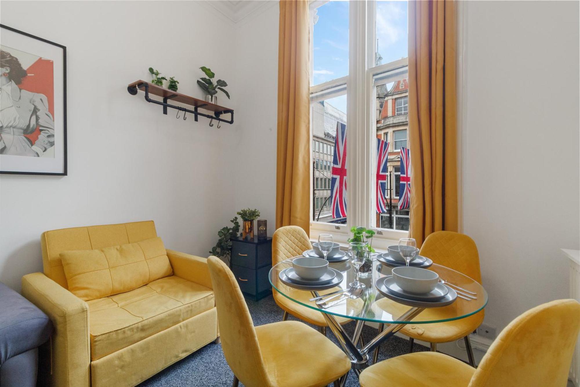 Oxford Street 1 Bedroom Shopping Retreat! 3Gc ลอนดอน ภายนอก รูปภาพ