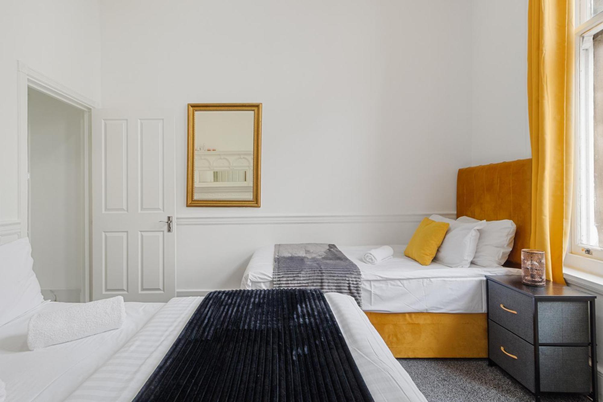 Oxford Street 1 Bedroom Shopping Retreat! 3Gc ลอนดอน ภายนอก รูปภาพ