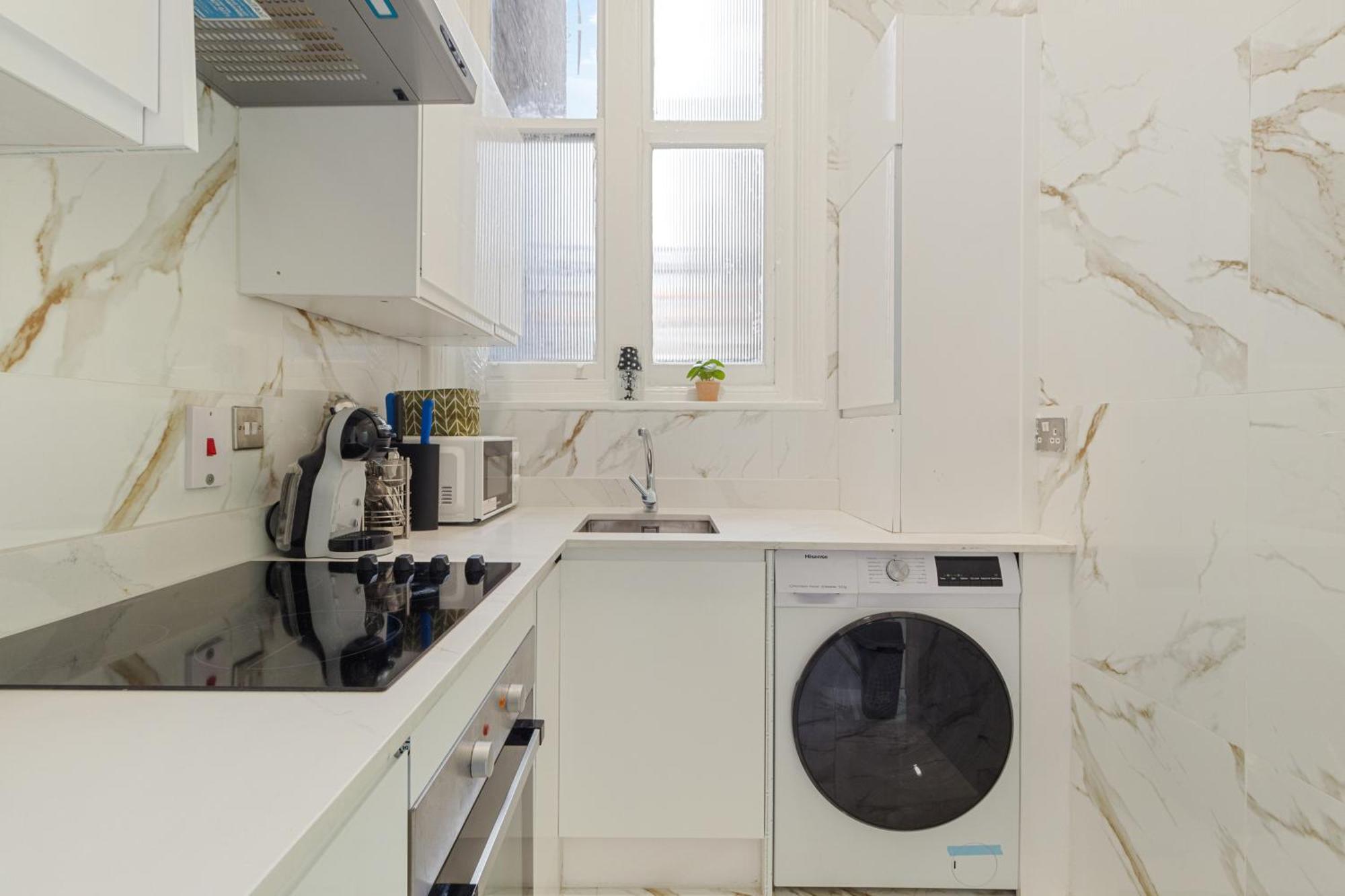 Oxford Street 1 Bedroom Shopping Retreat! 3Gc ลอนดอน ภายนอก รูปภาพ