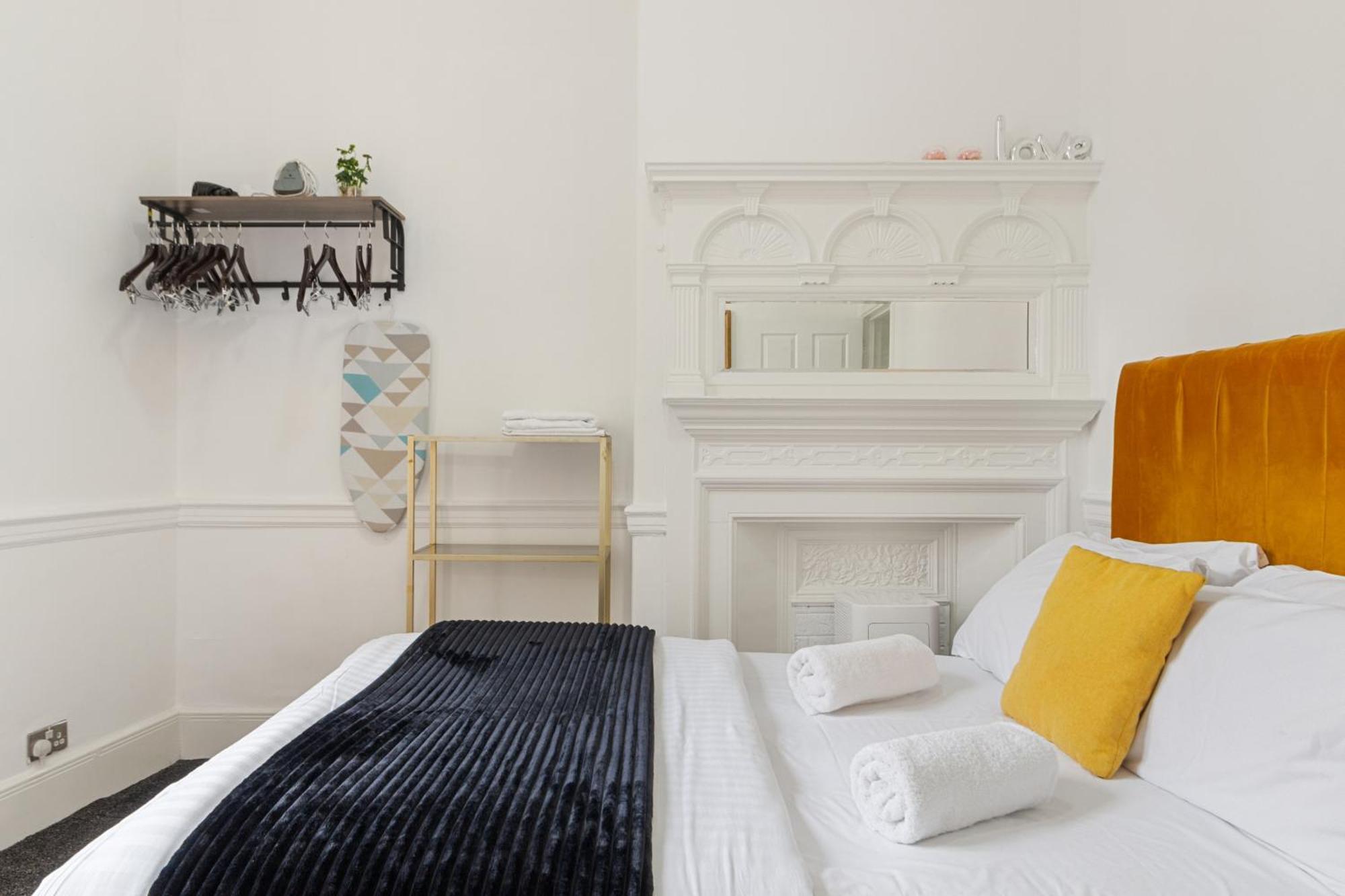Oxford Street 1 Bedroom Shopping Retreat! 3Gc ลอนดอน ภายนอก รูปภาพ