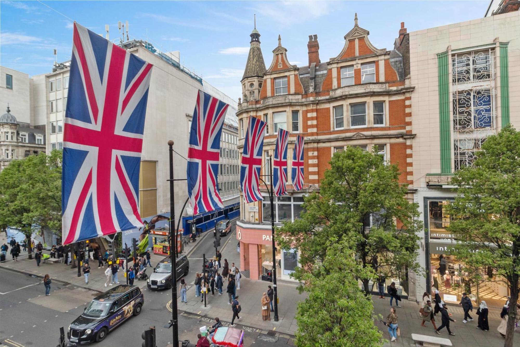 Oxford Street 1 Bedroom Shopping Retreat! 3Gc ลอนดอน ภายนอก รูปภาพ
